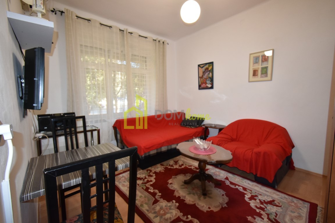 Garsonjera 22m2, Centar